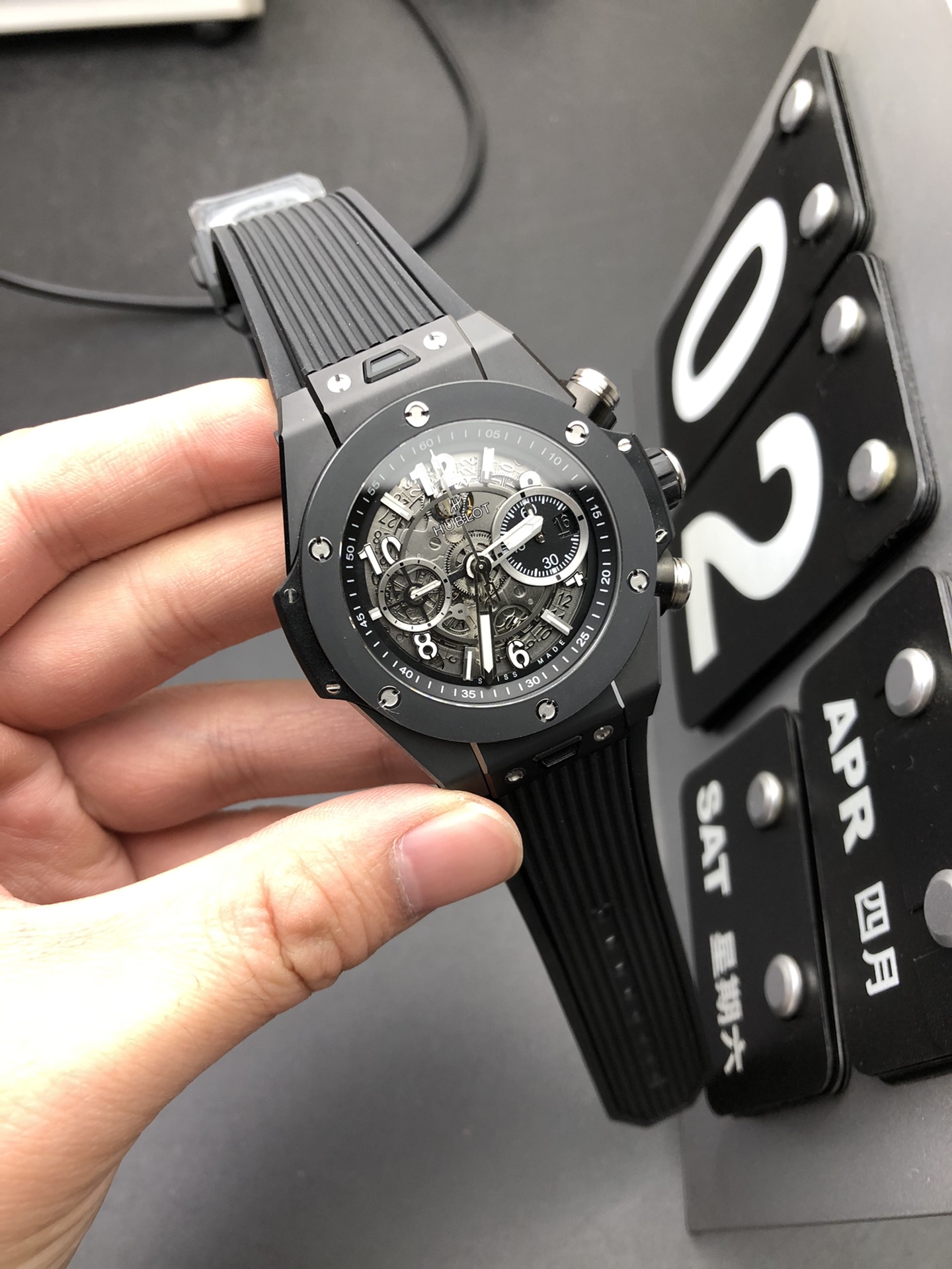 Hublot 黑陶瓷大爆炸