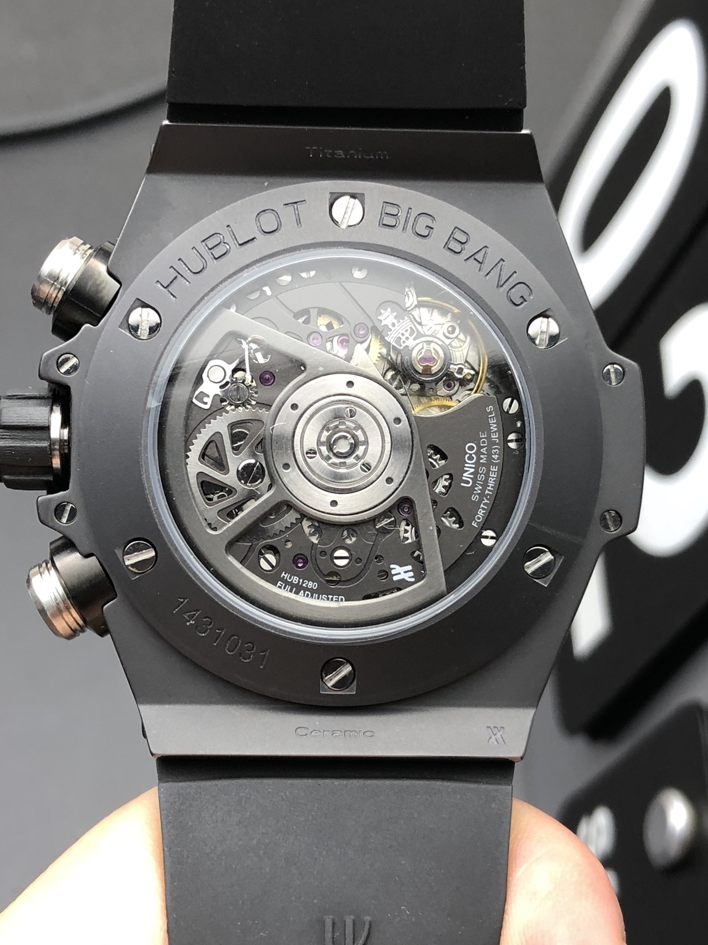 Hublot 黑陶瓷大爆炸