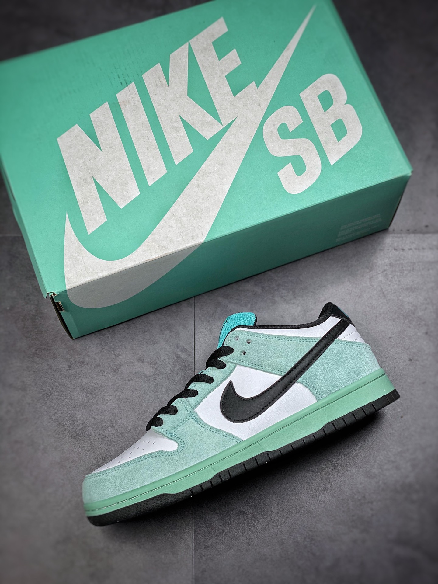 260 Nike SB Dunk Low 元年复刻冰蓝 819674-301
