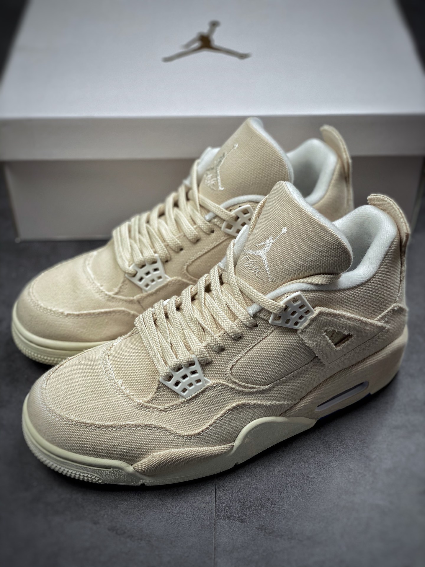 350  Air Jordan4 Retro”Canvas”复古篮球鞋 米白帆布 小Levi’s DQ4909-100