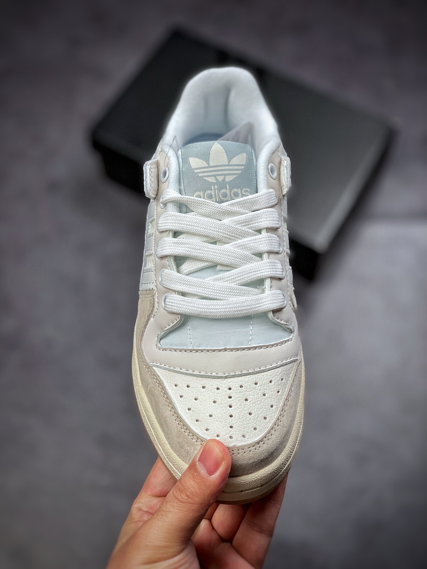 170 阿迪达斯 Adidas Forum 84 Low OG “Bright Blue” 白灰低帮百搭运动板鞋FY7998