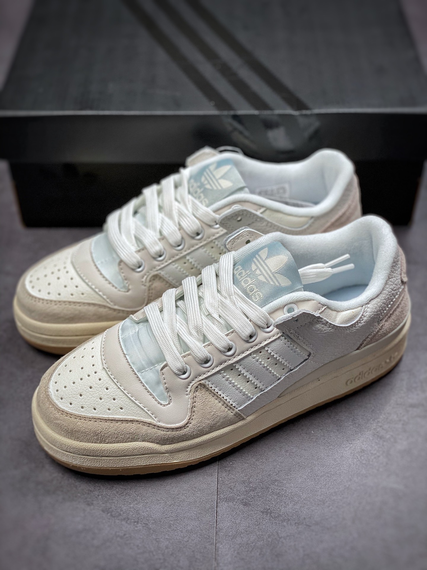 170 阿迪达斯 Adidas Forum 84 Low OG “Bright Blue” 白灰低帮百搭运动板鞋FY7998