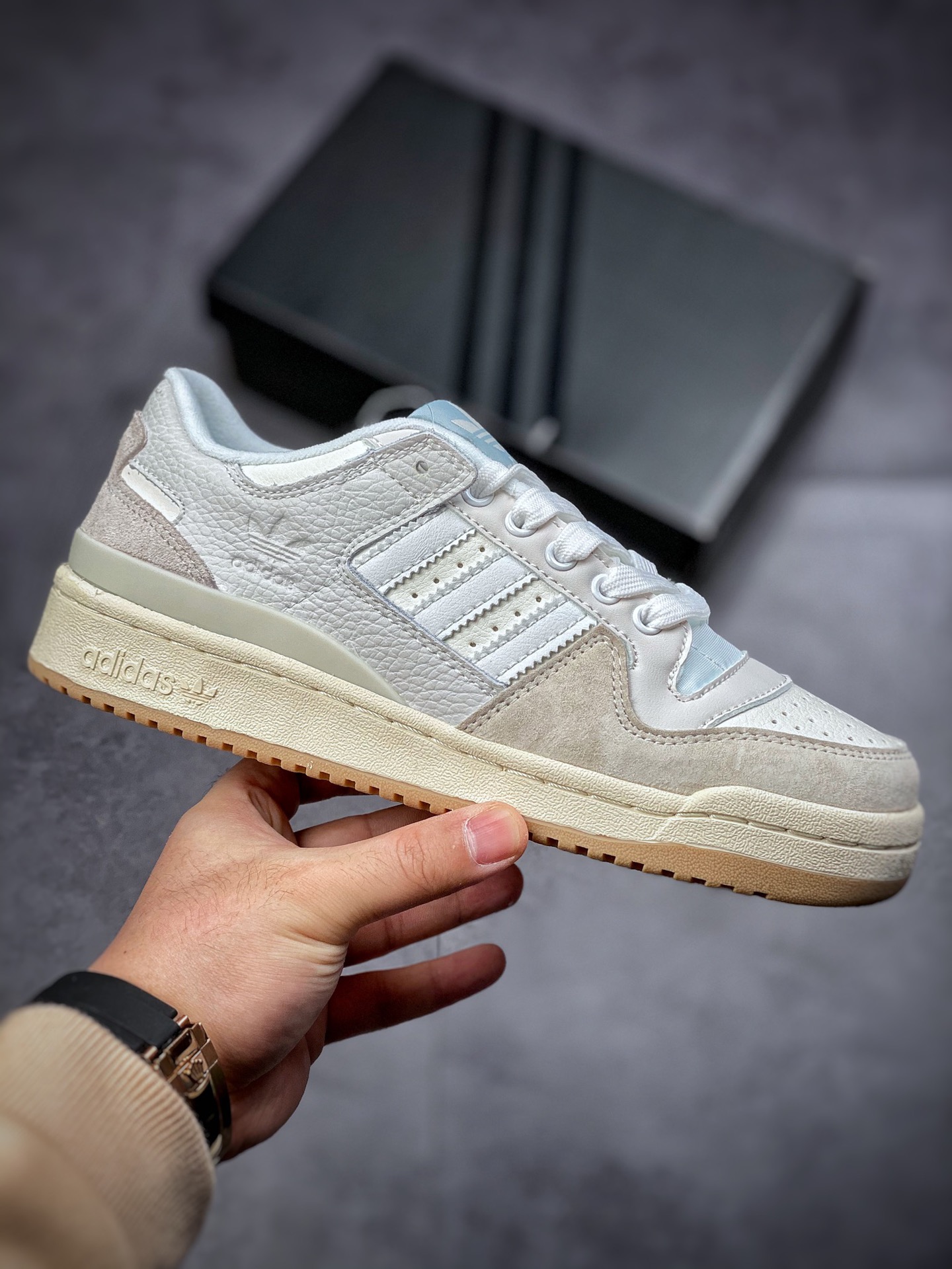 170 阿迪达斯 Adidas Forum 84 Low OG “Bright Blue” 白灰低帮百搭运动板鞋FY7998