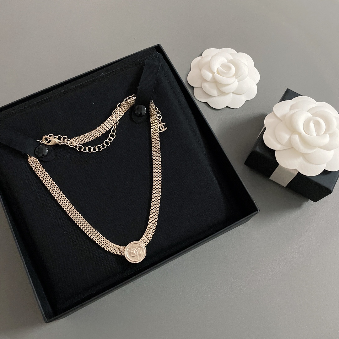 【】 【香蛇骨金币choker】Z 5980，又是一条绝美时髦的choker，无敌好看，这设计颜值绝绝子