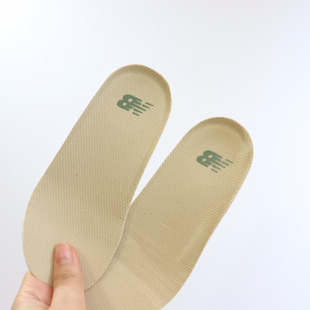 图片[9]-专G版ＮＢ护脚沙滩凉鞋‼️ 前面两个魔术贴粘贴的，都可以打开的还加松紧带！NB家的凉鞋做出来除了百搭就是舒服！🔥🔥 拥有一些特别的凉鞋真的是太重要了🌝🙈上脚非常舒服，NB家的运动款凉鞋想要的宝宝必入呀❤-选品中心