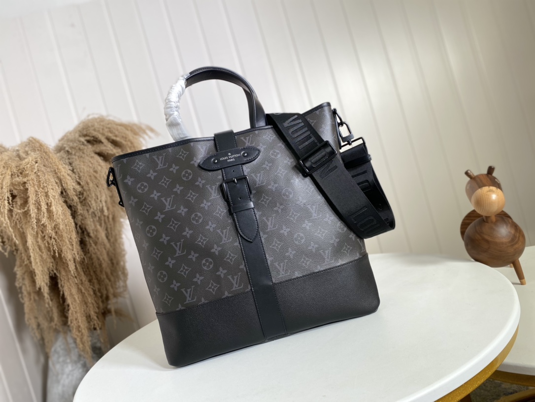Louis Vuitton LV Saumur Knockoff
 Handbags Tote Bags Sell High Quality
 Monogram Eclipse M45914
