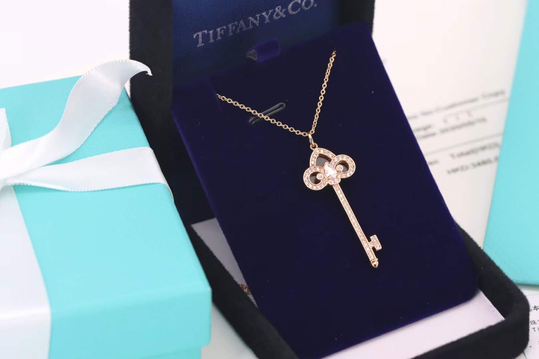 Tiffany & Co. Tiffany&Co. Fleur de Lis红色鸢尾花钥匙项链