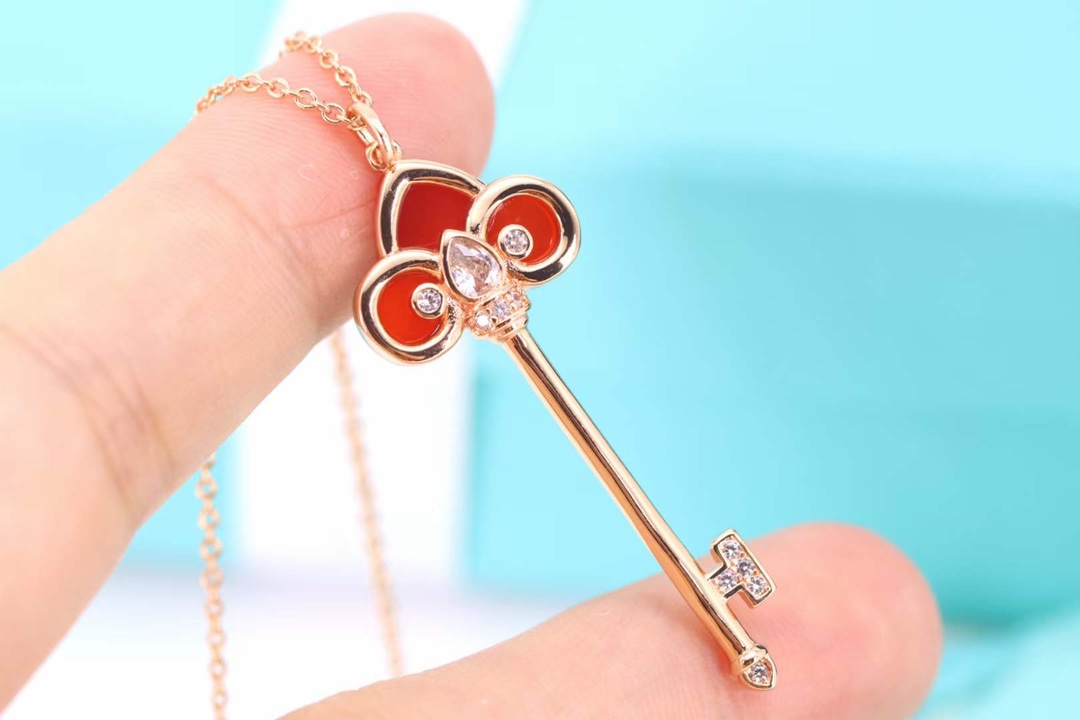 Tiffany & Co. Tiffany&Co. Fleur de Lis 红色鸢尾花钥匙项链