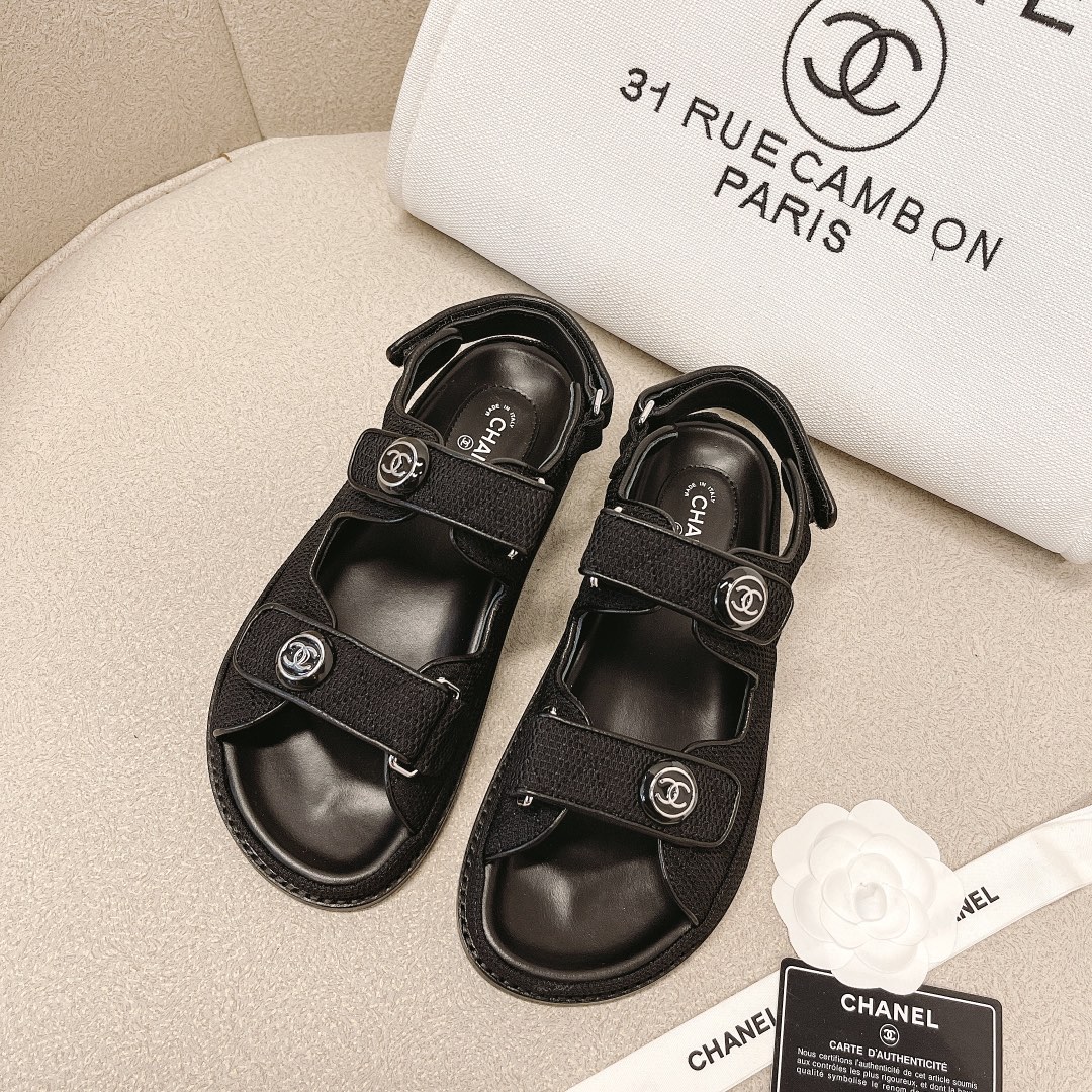 CHANEL сандалі  скура  вырабляе ногі белымі  элегантны стыль