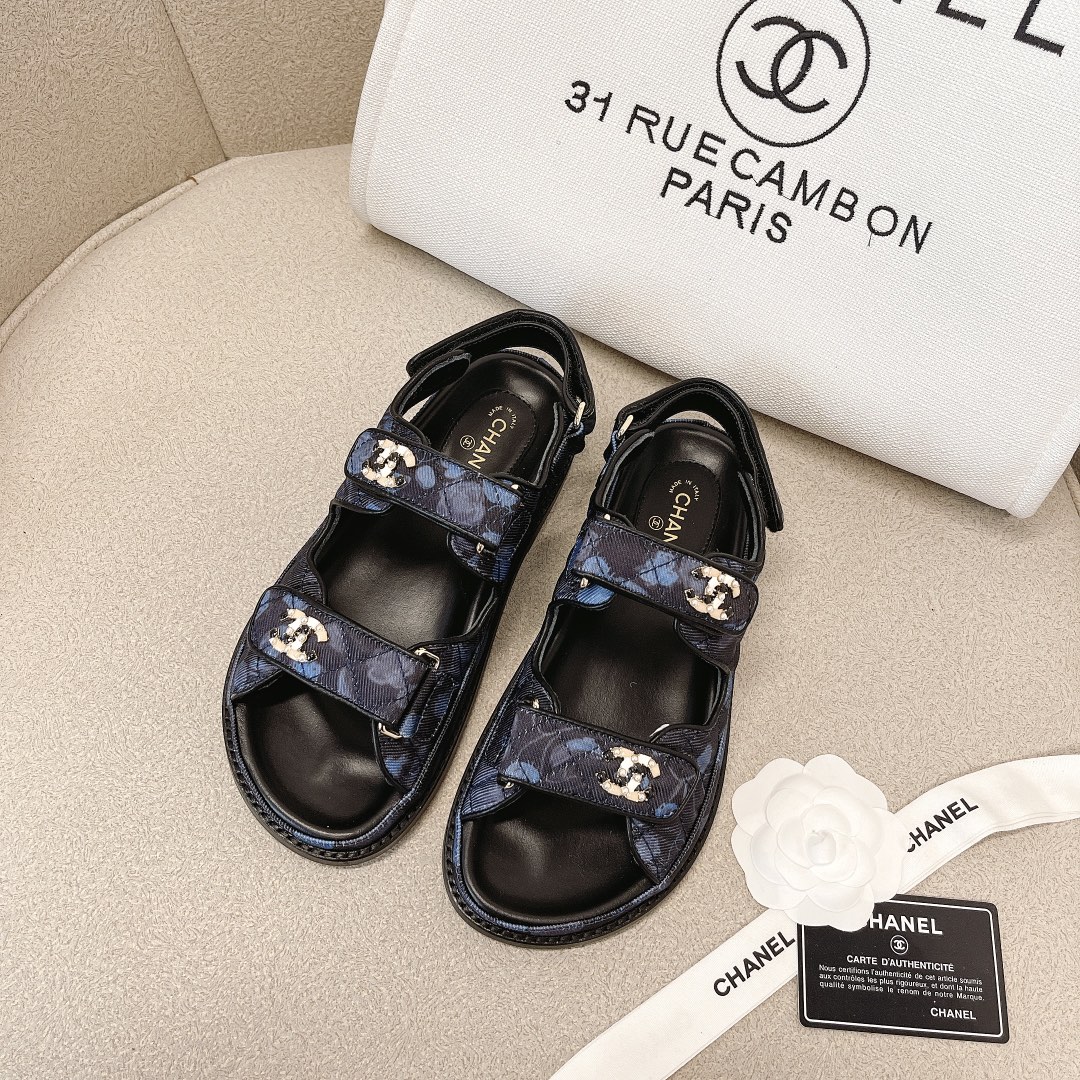 CHANEL сандалі скураныя, робяць скуру ног бялейшай, элегантны фасон