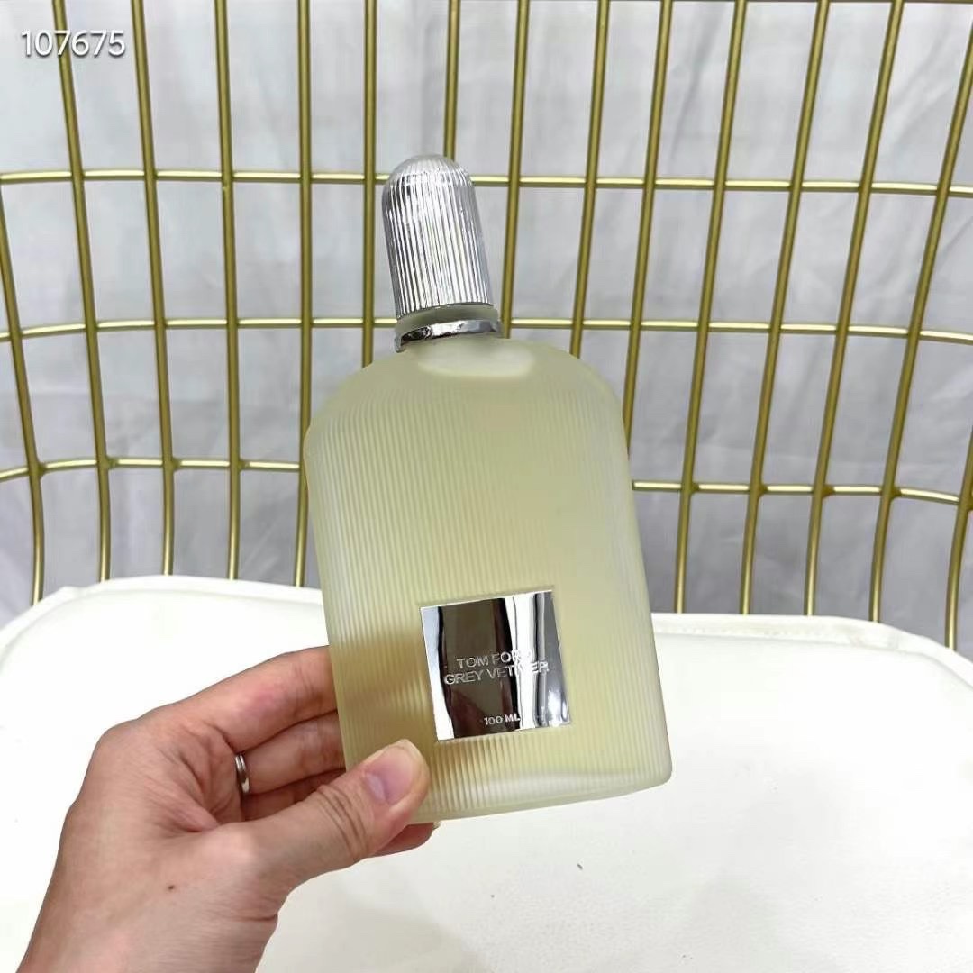 Tom Ford Grey Vetiver Eau de Parfum 100ml - Sophisticated Men's Fragrance 3 i1648904010 8424 2