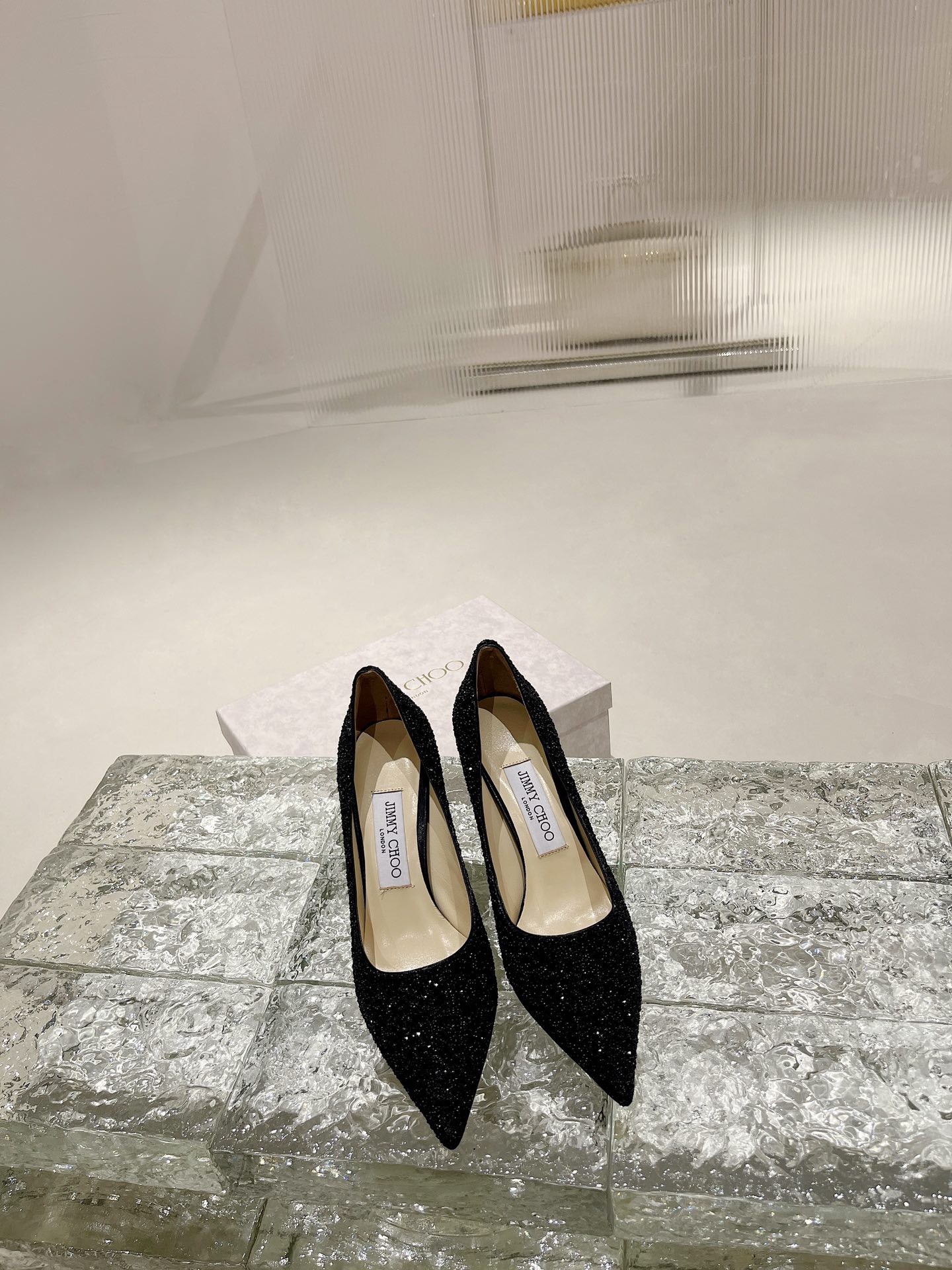 JIMMY CHOO ハイヒール ポインテッドトゥ パンプス パールグリッター 高温ホットフィックス+輸入ラムホエール フルグレインクリスタルラムレザー