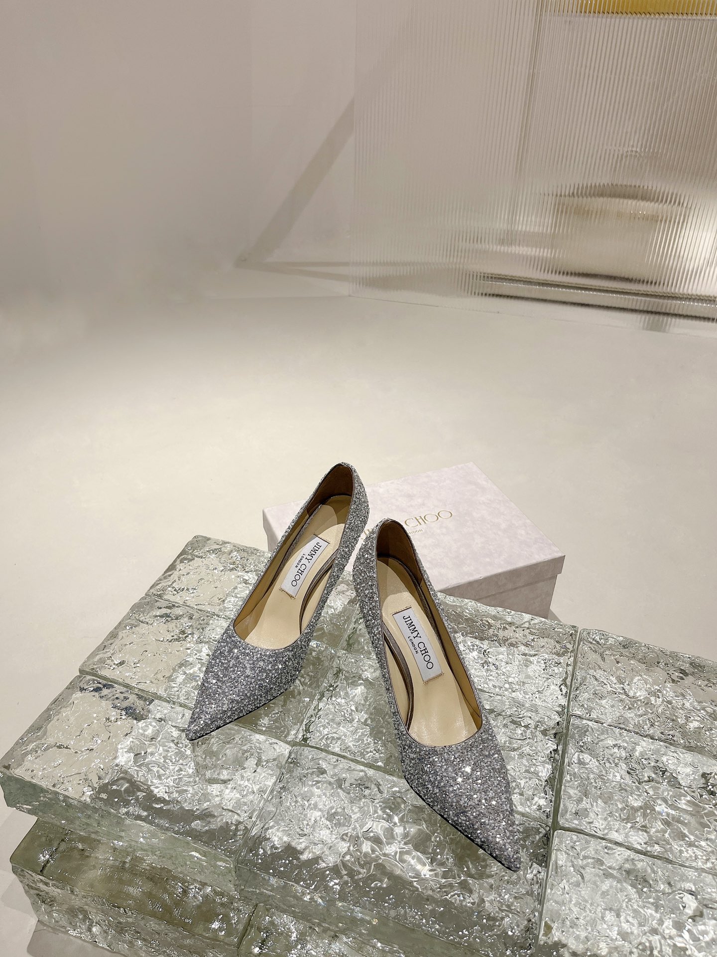 JIMMY CHOO ハイヒール ポインテッドトゥパンプス パールグリッター 高温ホットフィックス+輸入シープホエール フルグレインクリスタルシープレザー