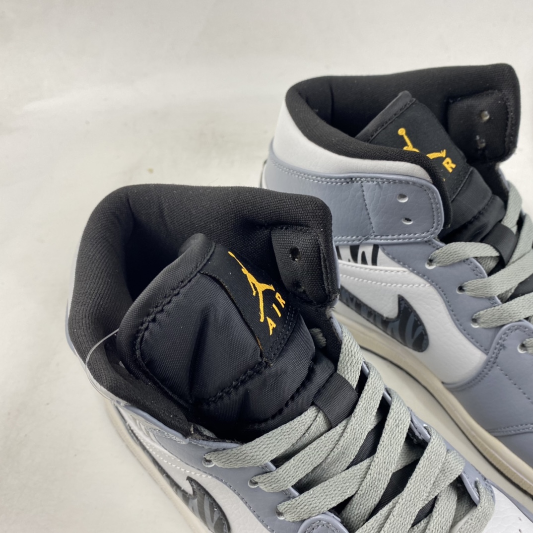 P240  Air Jordan 1 Mid AJ1 乔1 中帮百搭休闲运动板鞋 554724-170