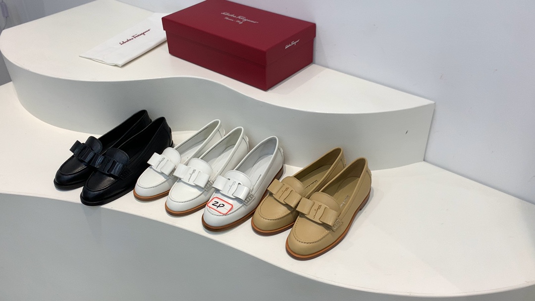 [Ferragamo Women