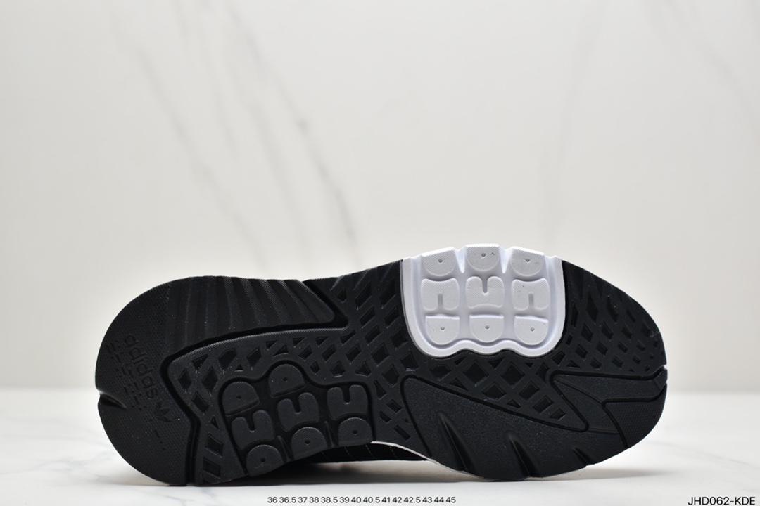190 阿迪达斯Adidas Nite Jogger Winterized 复古休闲运动跑鞋FW4394