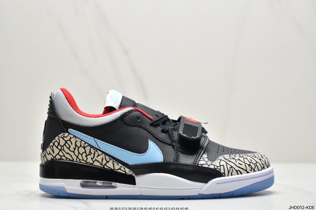 190 Air Jordan 3、Air Jordan 1 和 Air Trainer 2 CD7069-116