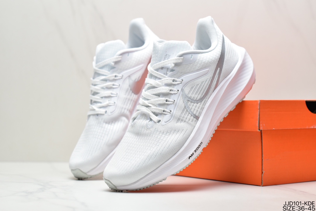 130 耐克Air Zoom Pegasus 39 登月39代