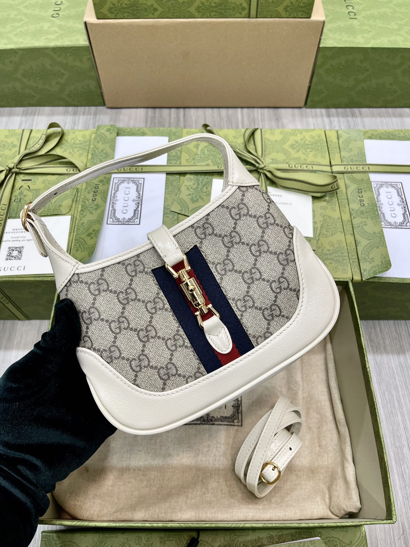 GUCCI Jackie 1961 сумка GG Supreme палатно здымны рамень ручная нашэнне праз плячо нашэнне наўскасяк замшавая падкладка