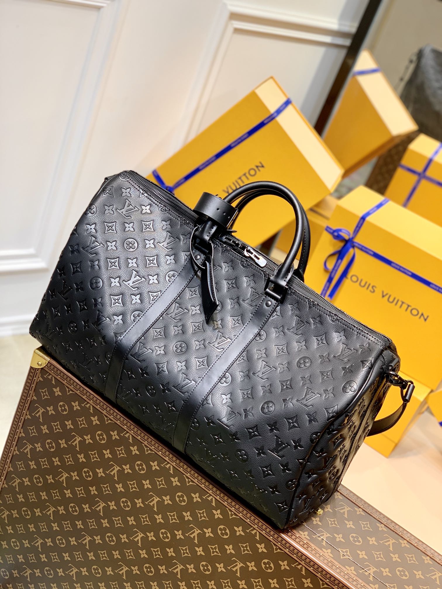 Louis Vuitton LV Keepall Best
 Travel Bags Black Cowhide M59025