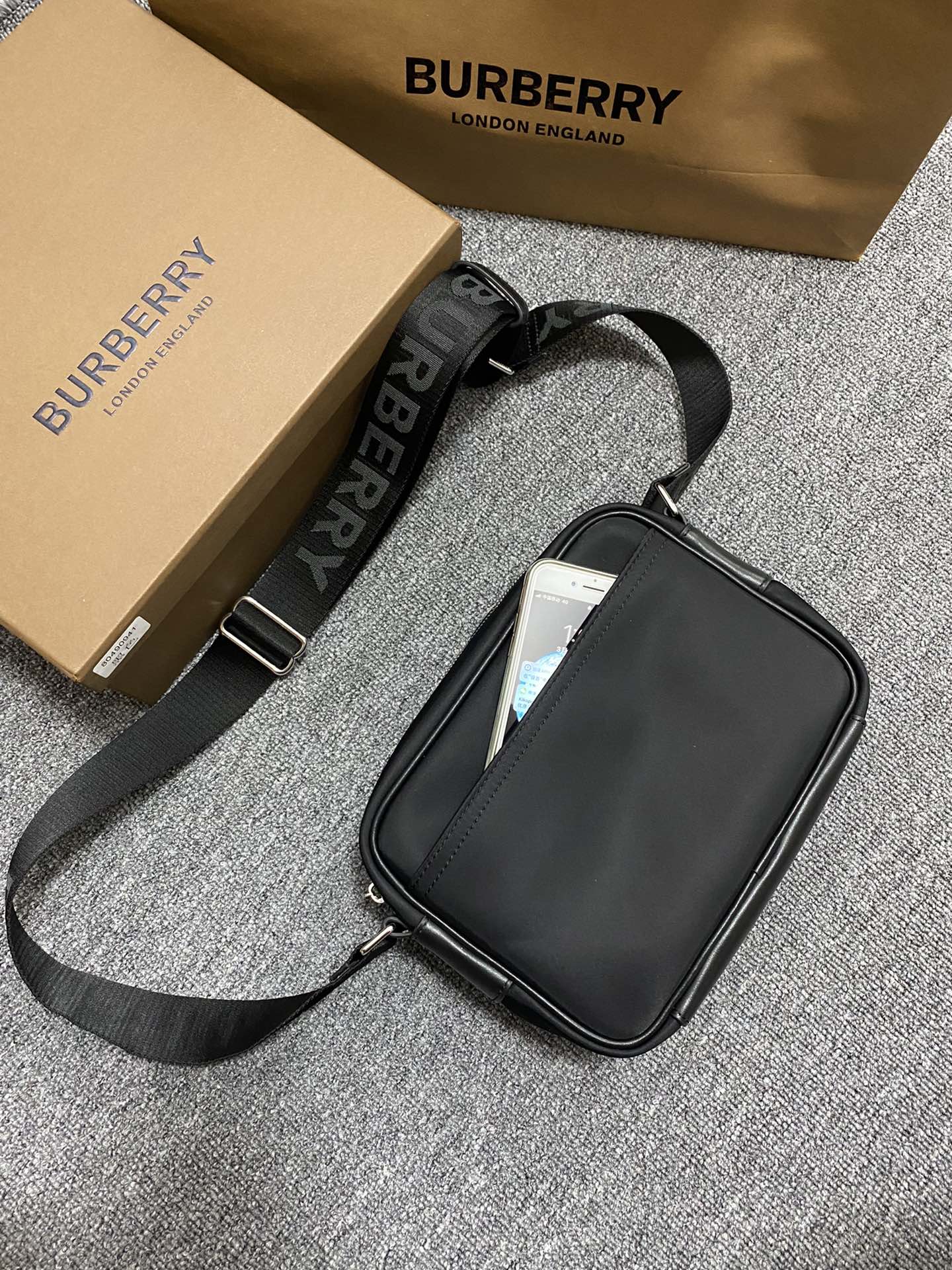 Burberry ECONYL® Crossbody Bag with Logo Print and Adjustable Strap 10 i1648956708 3837 8