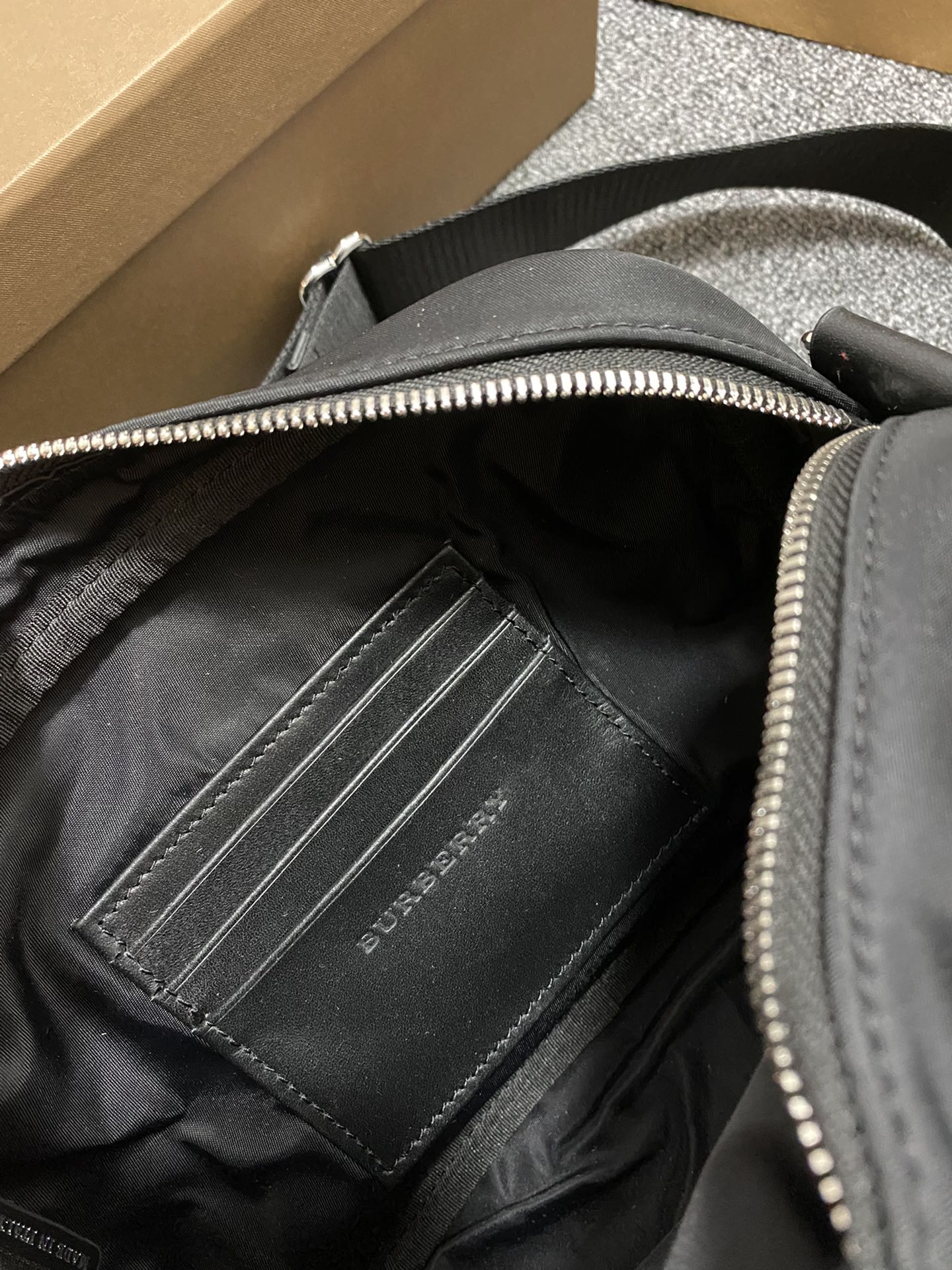 Burberry ECONYL® Crossbody Bag with Logo Print and Adjustable Strap 5 i1648956708 3952 3