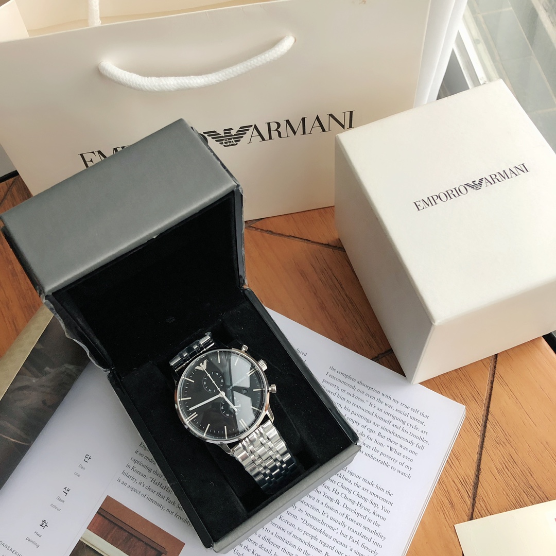 Часы Armani