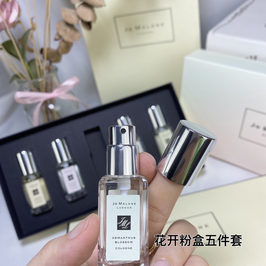 Jo Malone The Blossoms Limited Edition Perfume Set - 5 x 9ml 4 i1648973861 9567 3