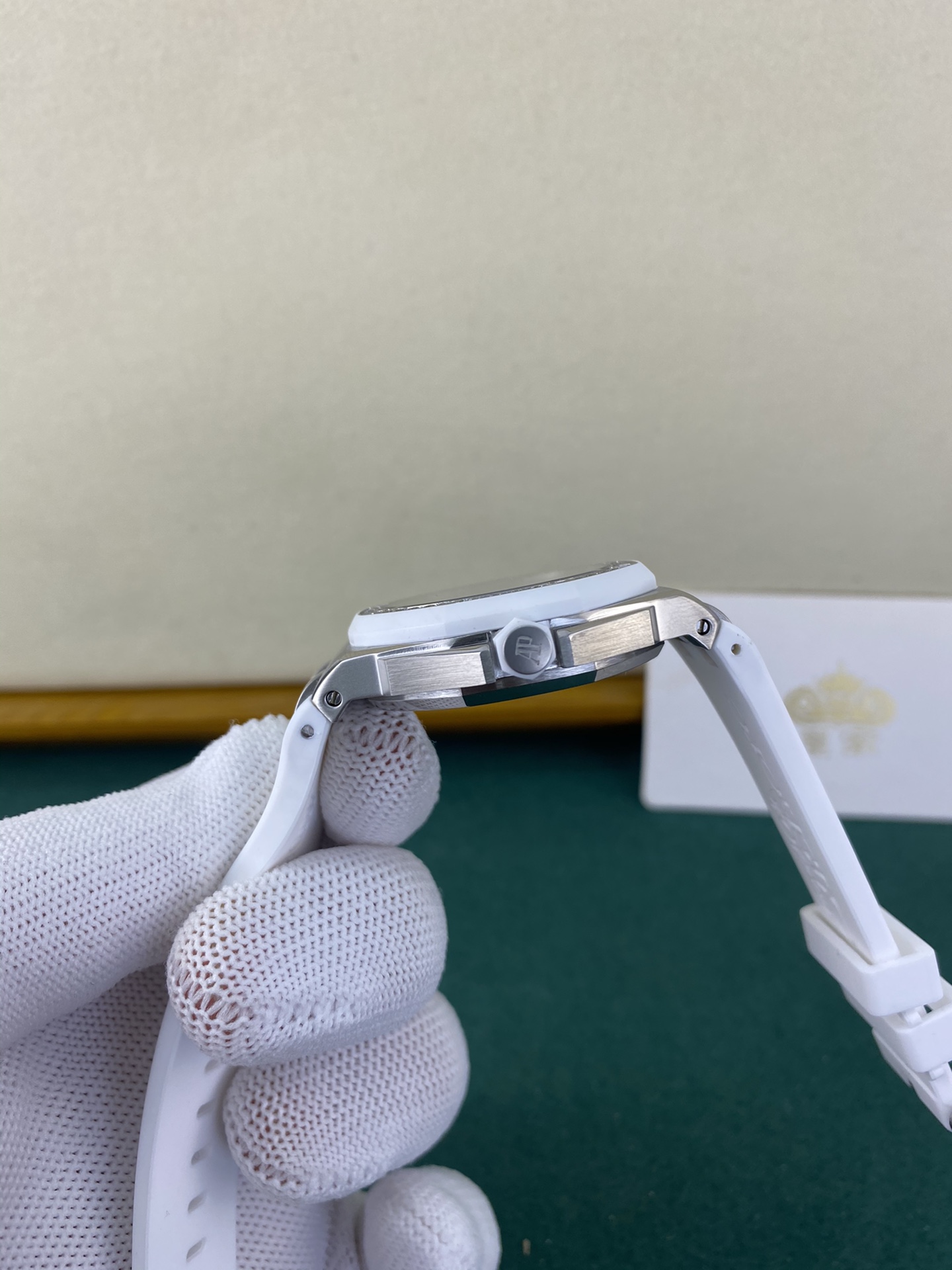 Audemars Piguet 皇家 爱彼皇家橡树系列镶钻白皇橡