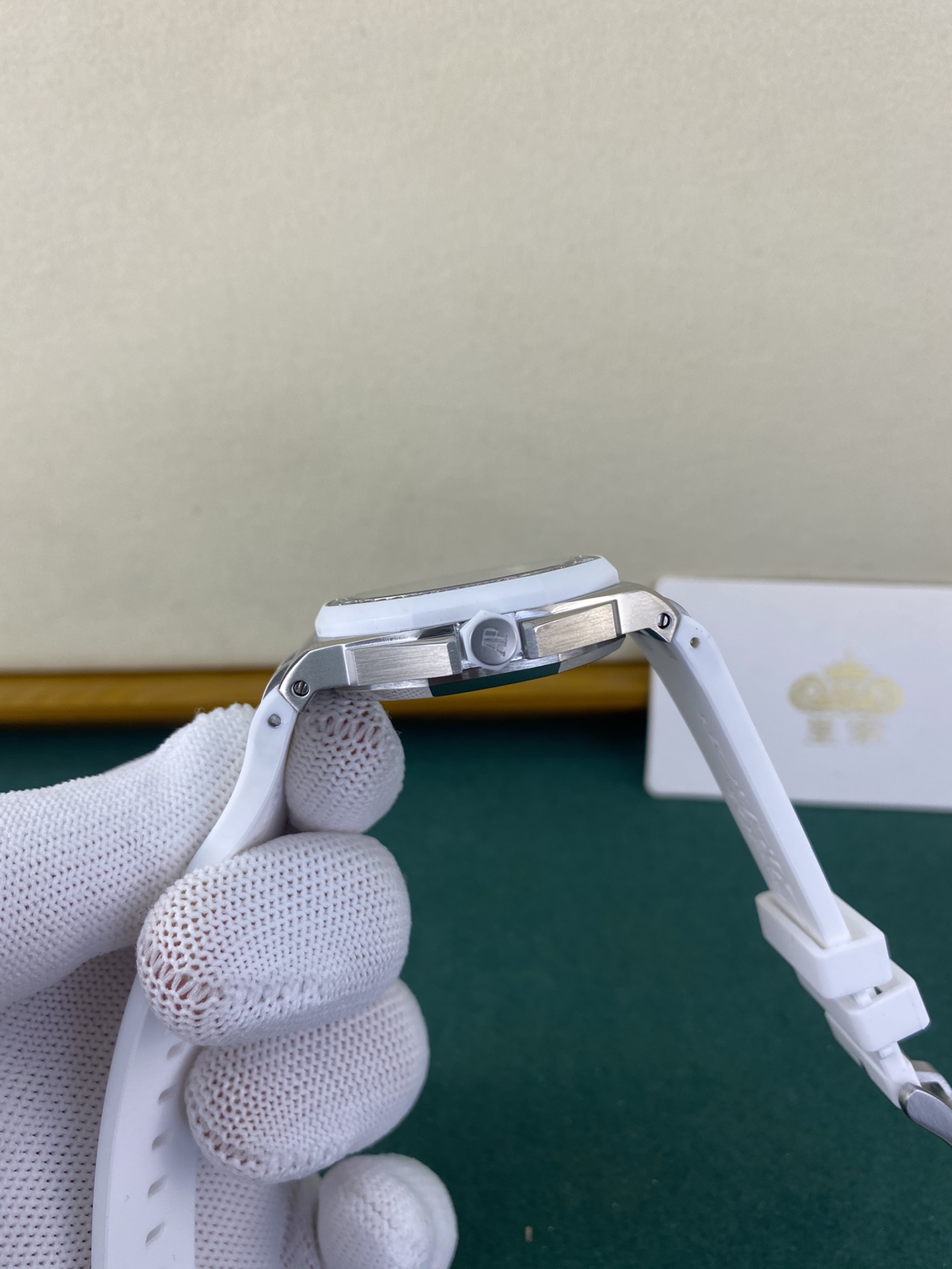 Audemars Piguet 皇家 爱彼皇家橡树系列镶钻白皇橡