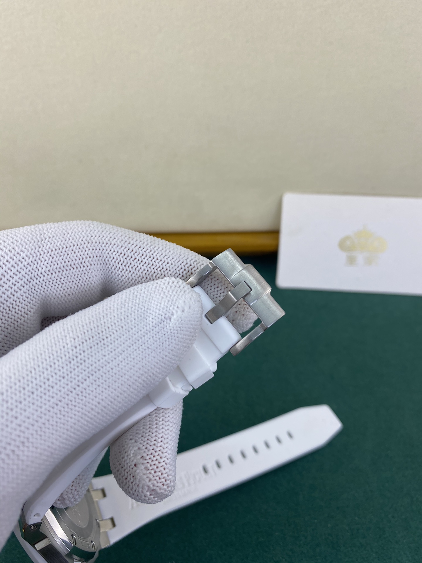 Audemars Piguet 皇家 爱彼皇家橡树系列镶钻白皇橡