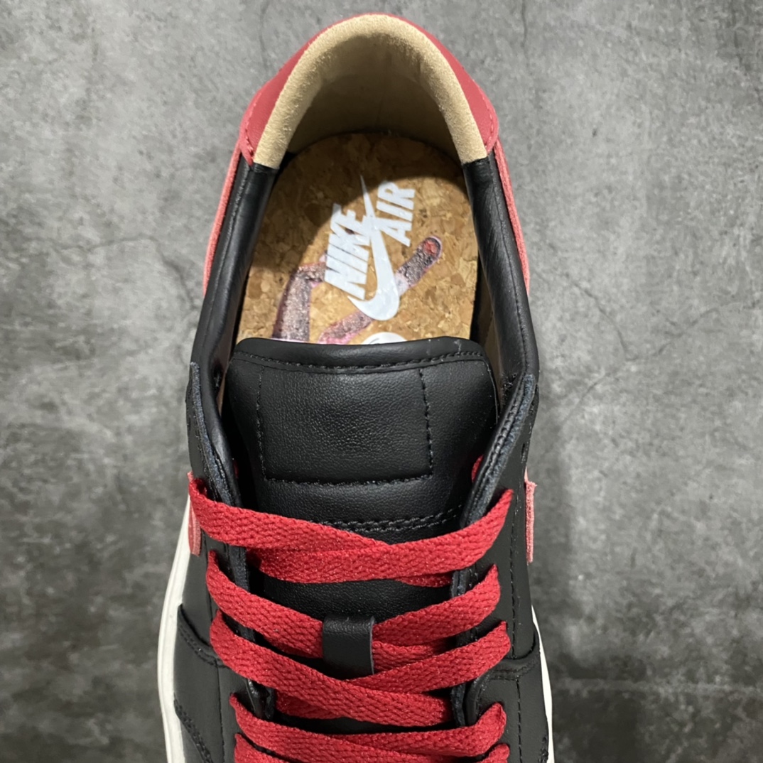 图片[7]-Air Jordan 1 LV8D Elevated \”Bred\” 货号：DQ1823-006 整体配色以经典的黑红为主调 鞋垫使用软木塞设计 特别之处在于中底经过了加厚处理 带来显著的增高效果 该款在设计上刻意省略许多记忆中的标志性图案 包括鞋舌上的标签、鞋跟的 Logo 等 隐约透露出鞋款的价值不需依靠品牌光环的反思 尺码：35.5 36 36.5 37.5 38 38.5 39 40 40.5 41 42 42.5 43 44 44.5 45 收起-选品中心