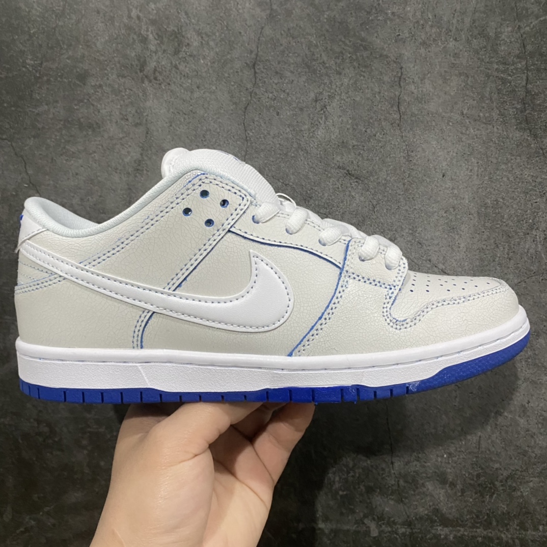 纯原版Dunk Low Pro PRM 白蓝 爆裂纹 青花瓷 刮刮乐 原厂航空铝磨具打磨大底 鞋头坡度极致还原 原盒原配 原厂冲刀 原厂中底布拉帮走线遵循公司 超高清洁度 全鞋零毛边皮料切割 全套原楦原模倾力打造完美版型‼️ 货号:CJ6884-100 尺码:36-47.5-选品中心