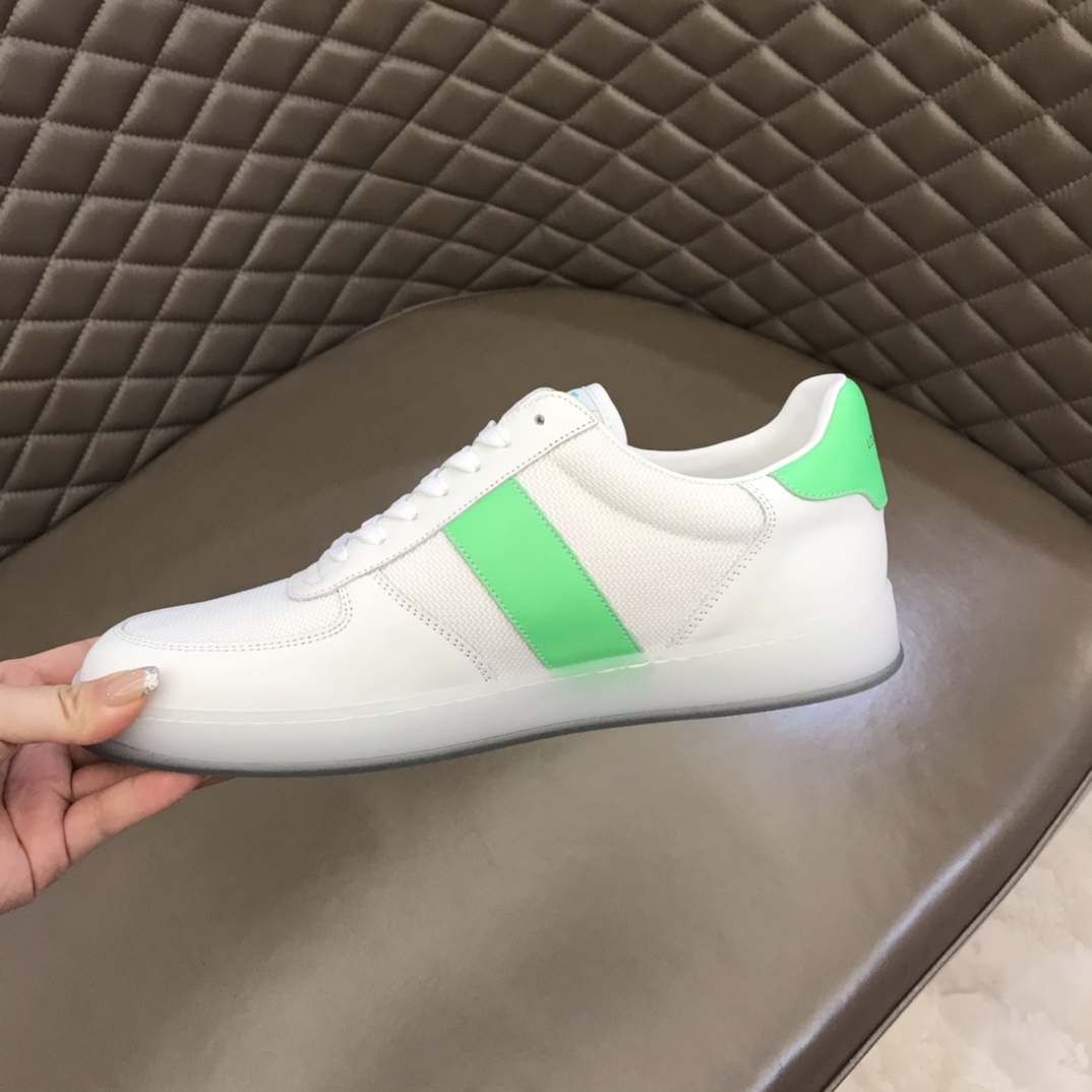LV/路易威登   彩色牛皮拼接进口透气高密度网面男士经典休闲运动鞋