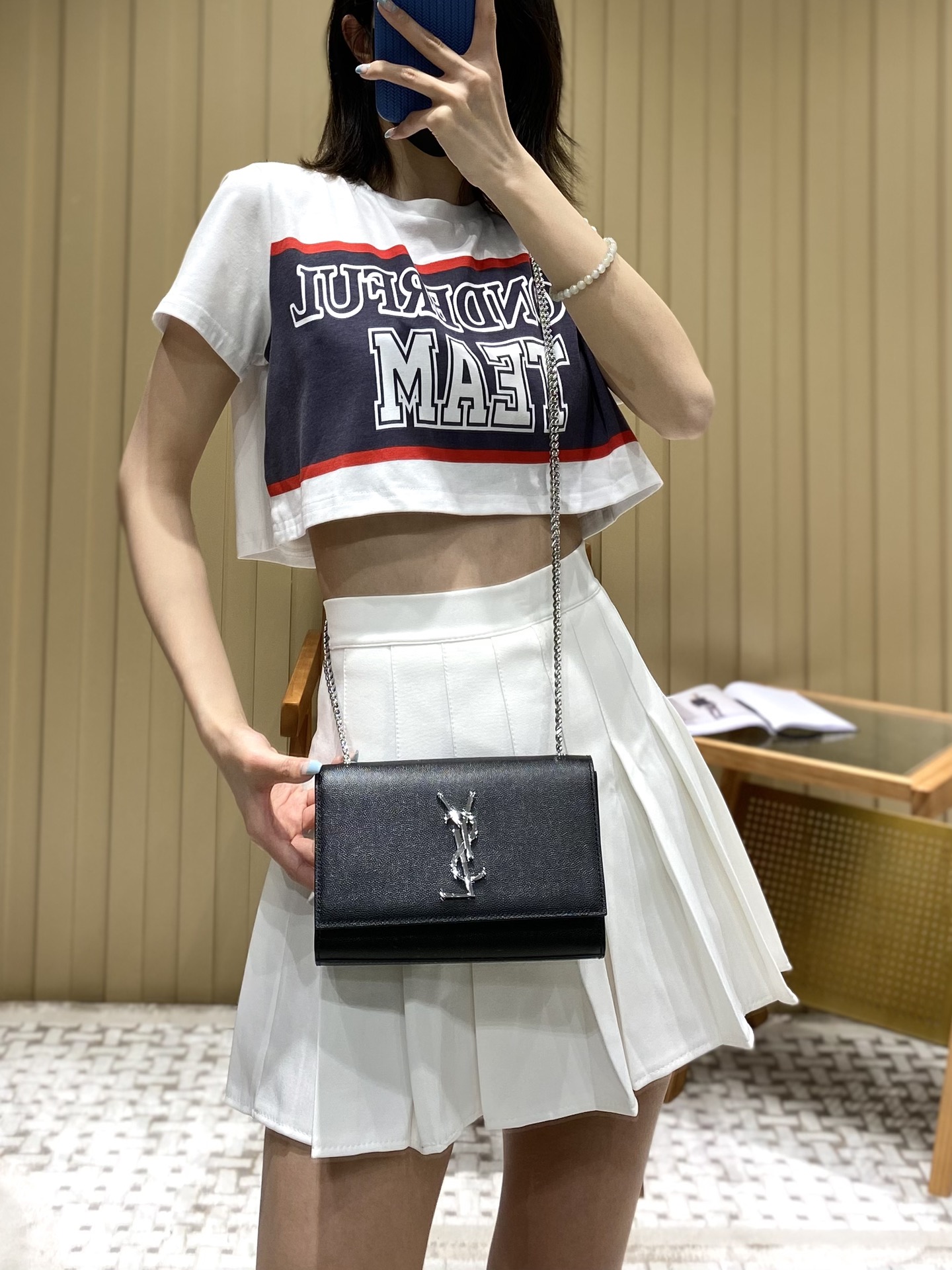Saint laurent Ysl 𝙆𝙖𝙩𝙚 20𝙘𝙢 链条包 469390黑色球纹银扣