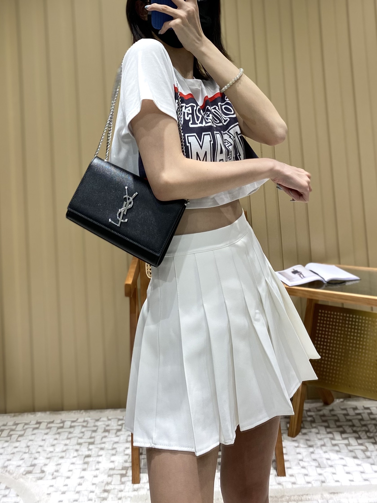 Saint laurent Ysl 𝙆𝙖𝙩𝙚 20𝙘𝙢 链条包 469390黑色球纹银扣