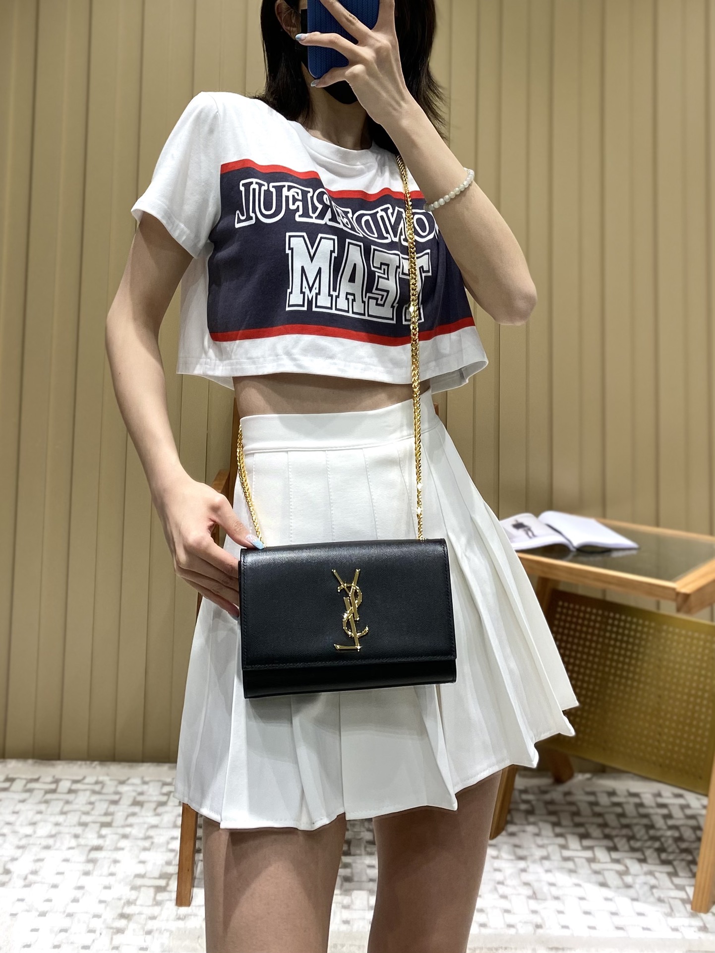 Saint laurent Ysl 𝙆𝙖𝙩𝙚 20𝙘𝙢 链条包 469390黑色球纹金扣