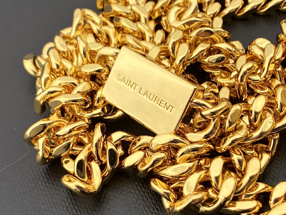 Saint laurent Ysl 𝙆𝙖𝙩𝙚 20𝙘𝙢 链条包 469390白色球纹金扣