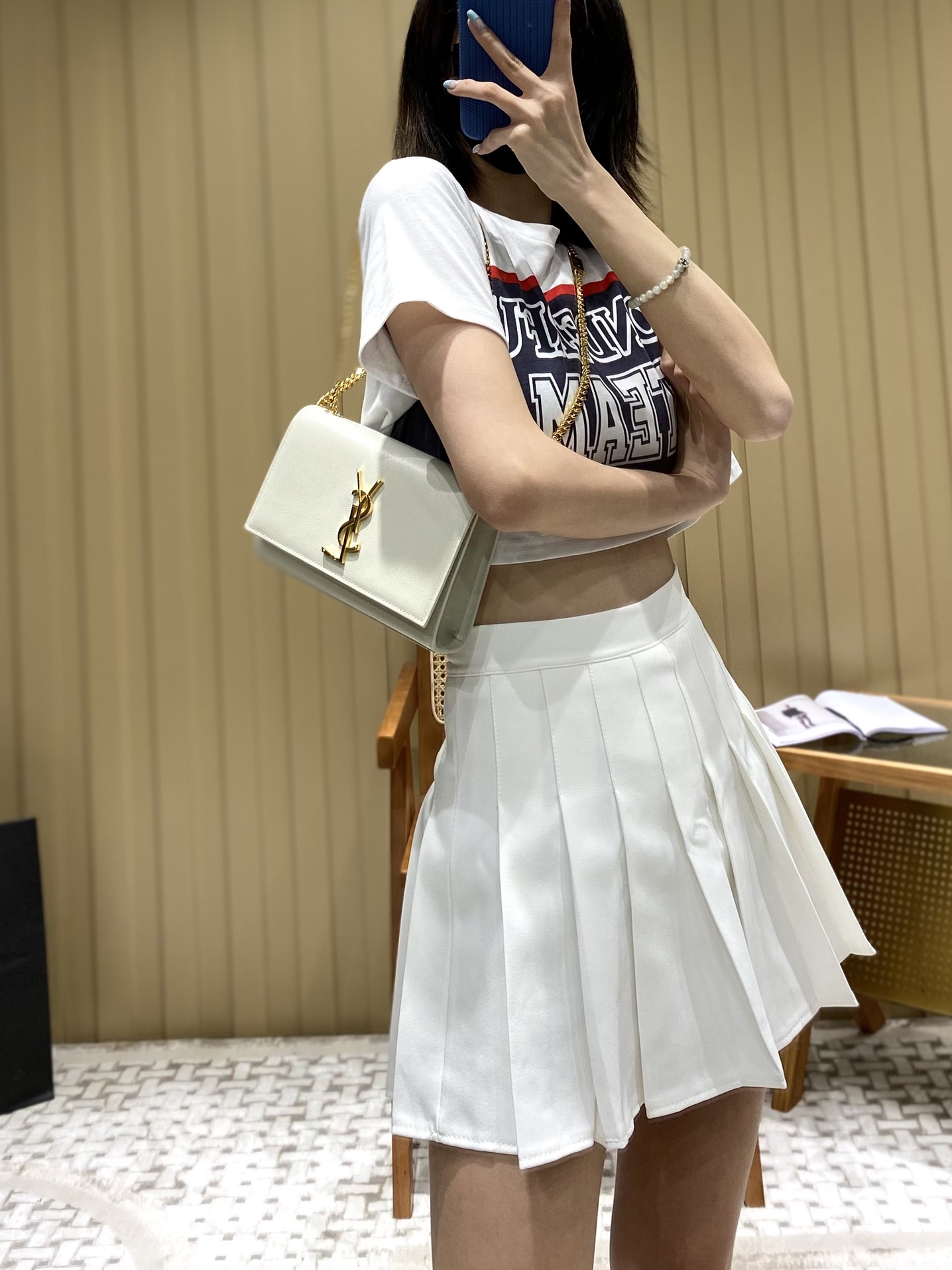 Saint laurent Ysl 𝙆𝙖𝙩𝙚 20𝙘𝙢 链条包 469390白色球纹金扣