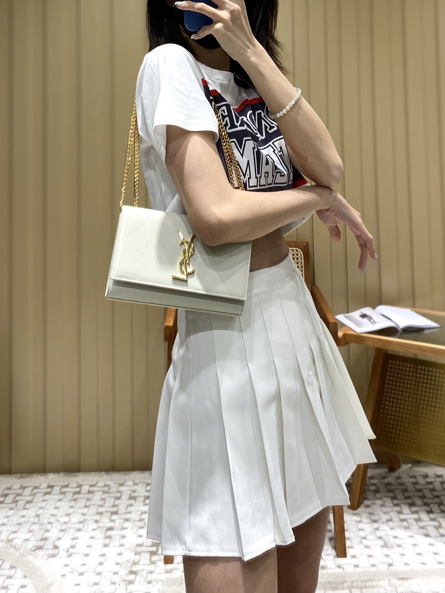 Saint laurent Ysl 𝙆𝙖𝙩𝙚 20𝙘𝙢 链条包 469390白色球纹金扣