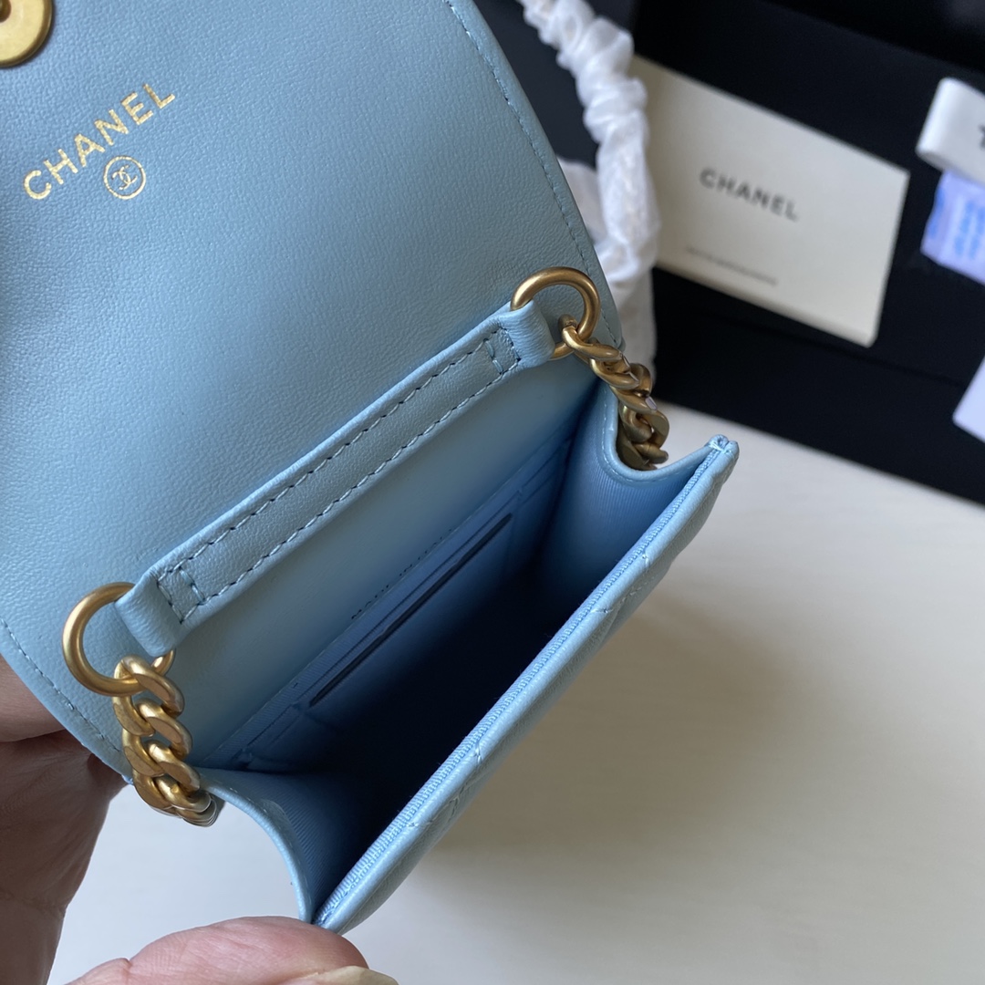 Chanel 2022新款手机包到货 最新五金造型