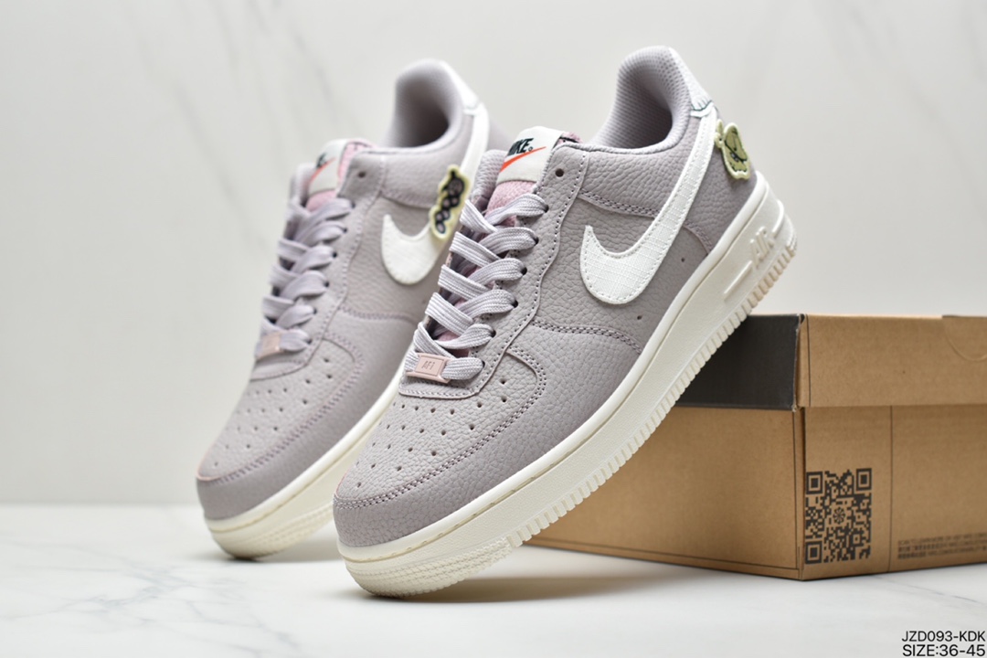 140 Nike Air Force 1 Low  空军一号低帮百搭休闲运动板鞋DC8877