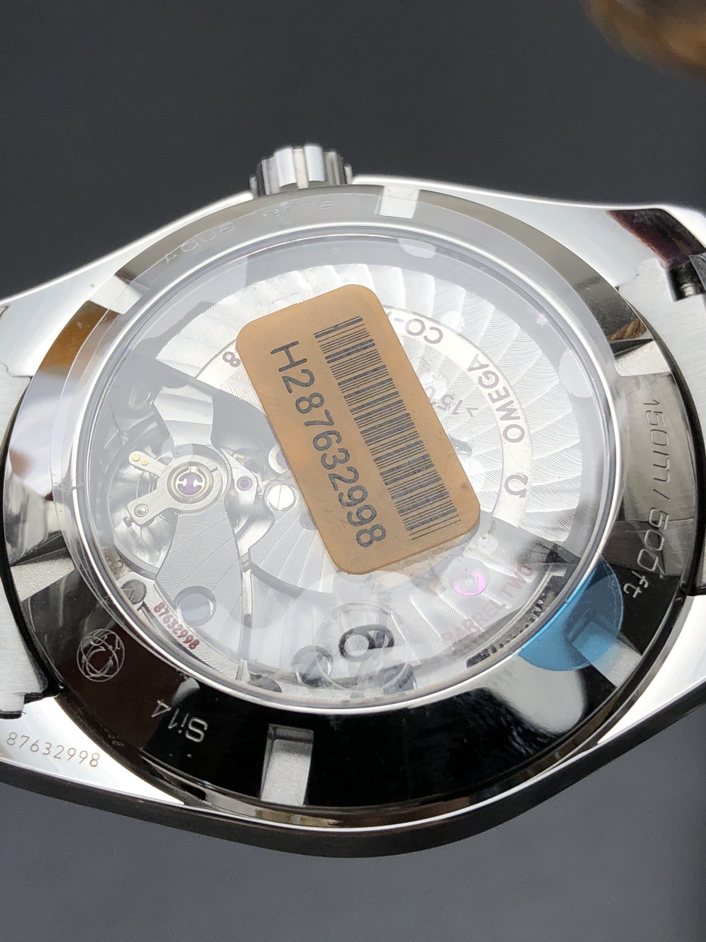 Omega 海马150黄蜂针