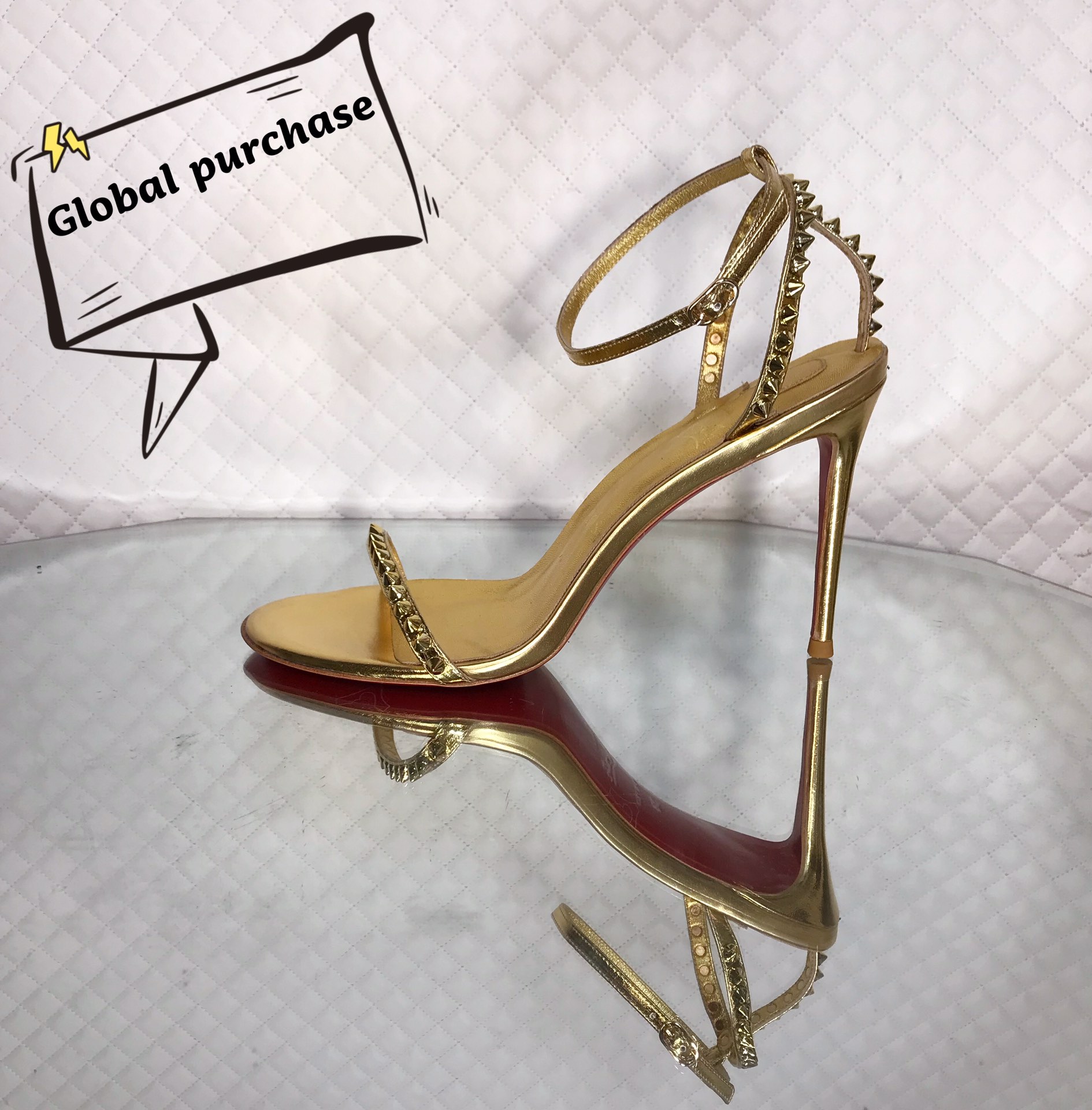 NO:100244,High-end customization, new spring and summer rivet design series!  H10Cm, size 34-42. Custom leather large sole model is not refundable or exchanged 9050-019 Golden Sheepskin, Golden Sheepskin, natural copper foot nails. Official website synchronization Standard European code Reference:9050-019 Color:gold/gold Material:cowhide/rivet Lining:goat leather Heel height:10Cm Sole:leather sole Size:EUR 34-42 (US 4-11):,,christian louboutin,sheepskin,Leather soles19860909高端订制 春夏铆钉设计新款系列！ H10Cm,尺码34-42码.真皮大底订制款不退不换9050-019金羊皮,金羊里,本色铜脚钉.官网同步 标准欧码 Reference:9050-019 Color:gold/gold Material:cowhide/rivet Lining:goat leather Heel heigh:10Cm Sole:leather sole Size:EUR 34－42（US 4一11) :,,christian louboutin,sheepskin,Leather soles,Women's Shoes