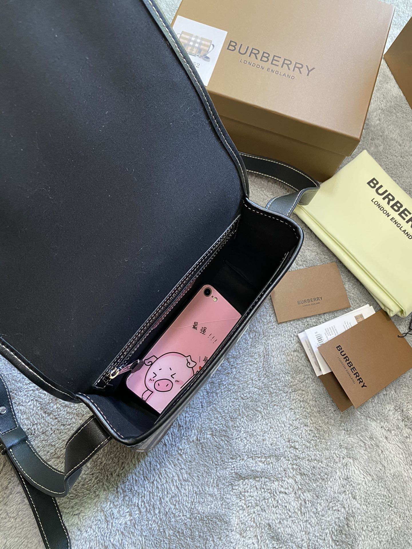 Burberry巴宝莉格纹环保帆布马鞍包