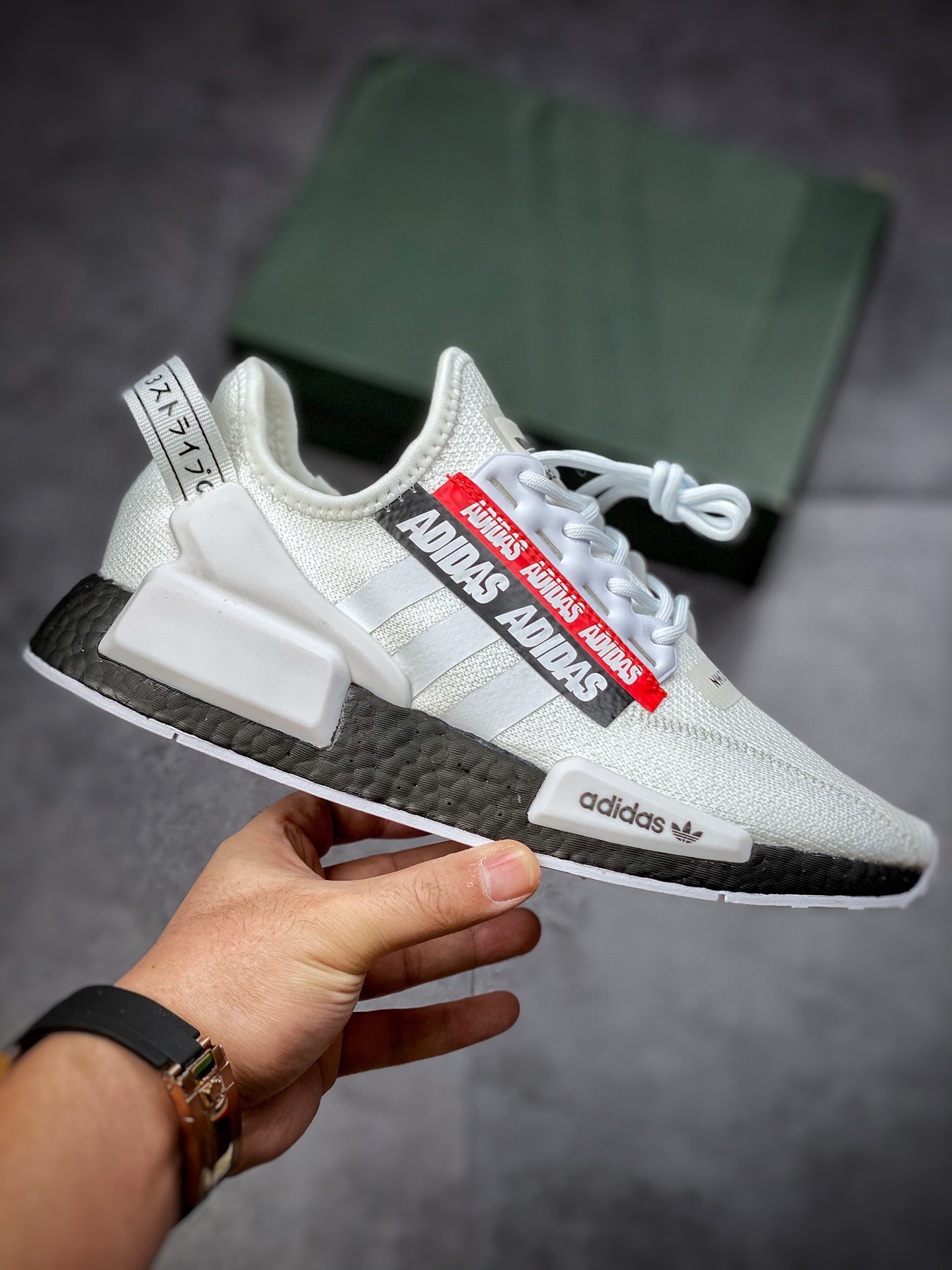 200  Adidas NMD _R1 透气网面 虎扑版本专柜同步上架HO2537