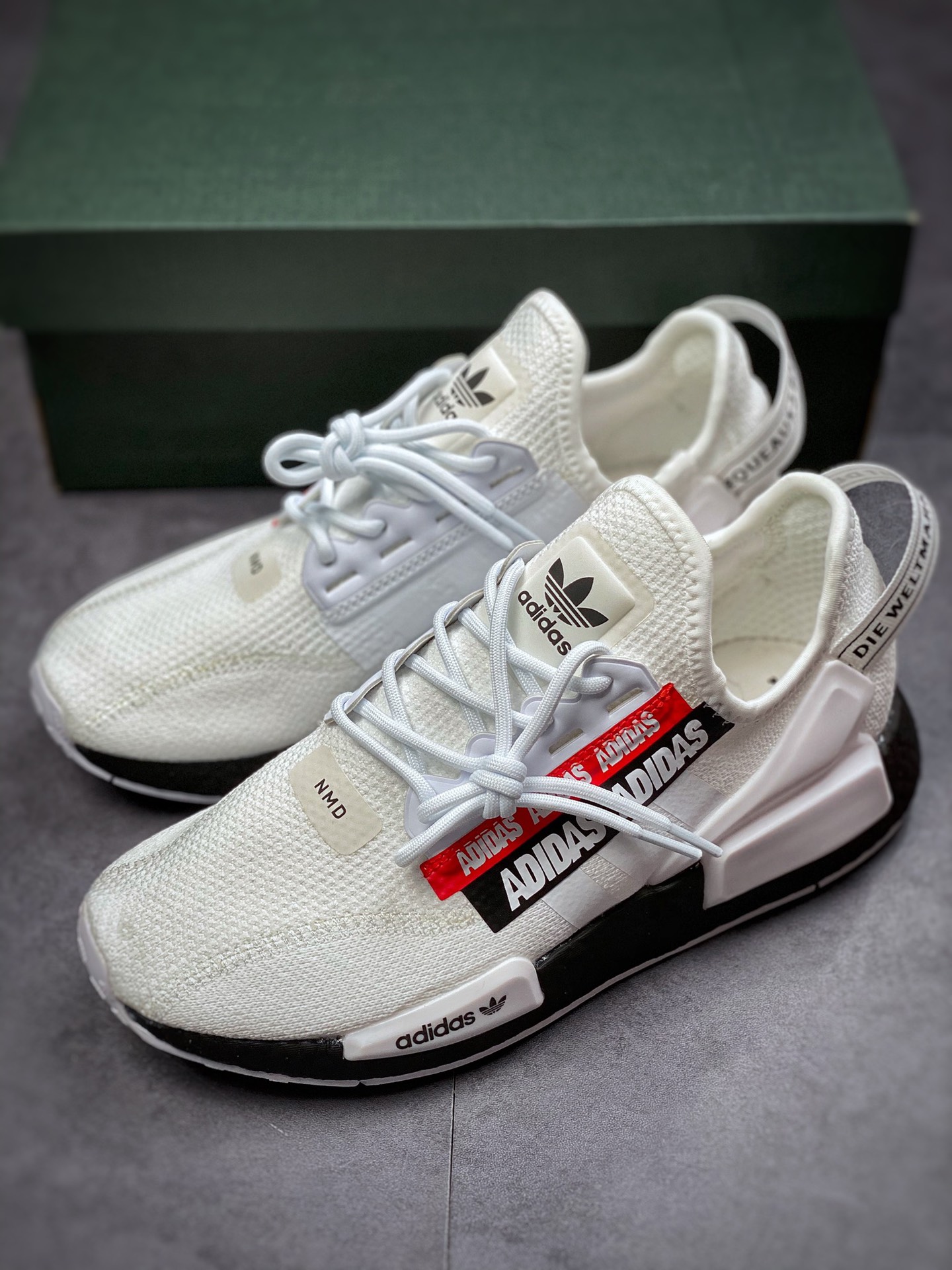 200  Adidas NMD _R1 透气网面 虎扑版本专柜同步上架HO2537