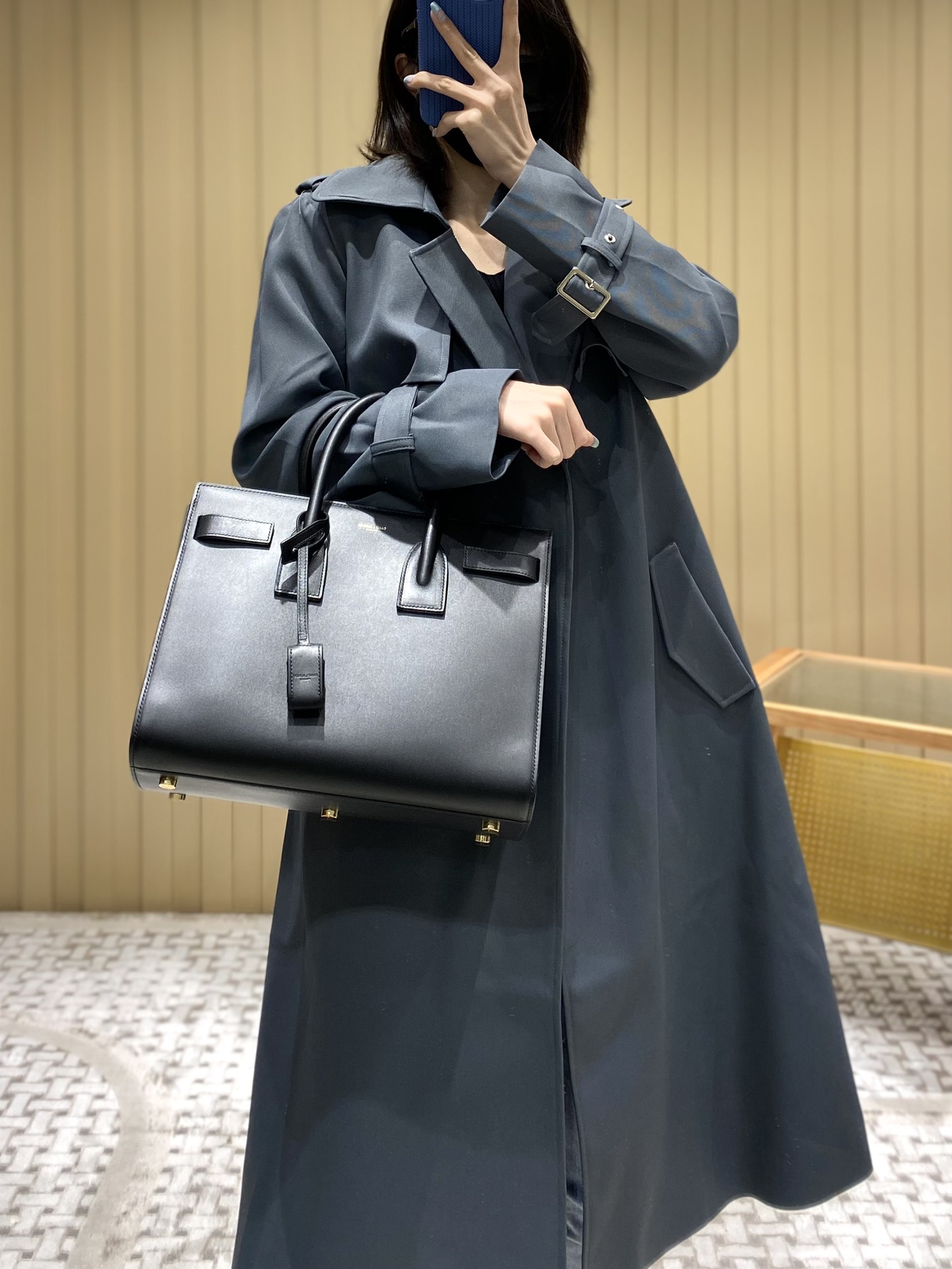 YSL sac de jour 32CM 平纹风琴包 324823黑色