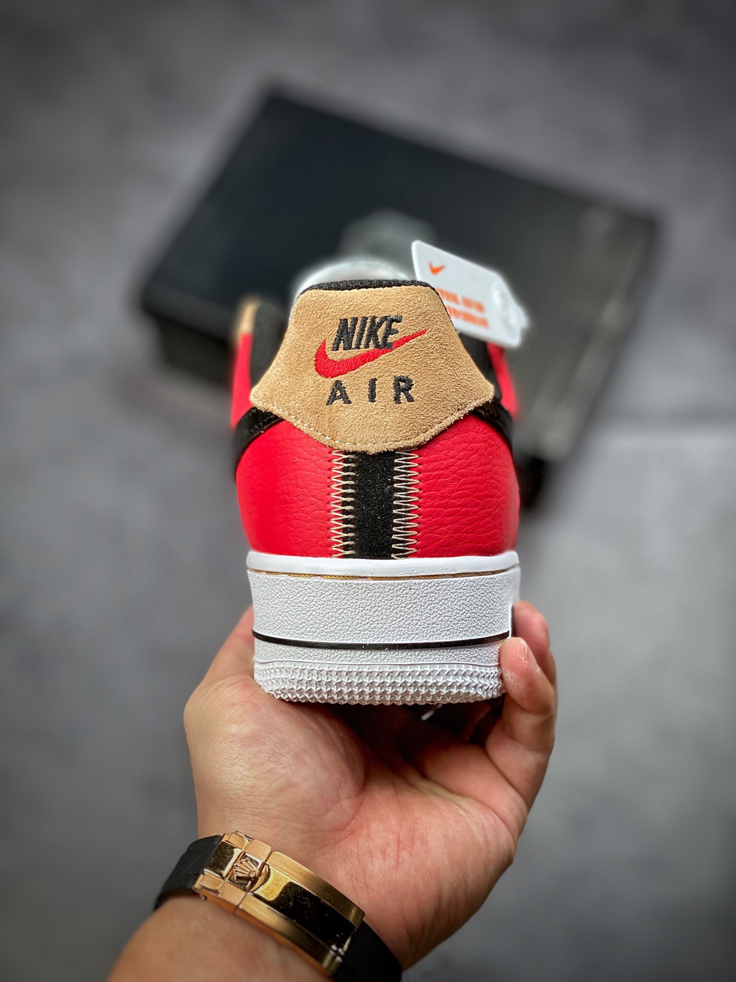 200  Nike Air Force 1 Low 07 黑白红 原楦头原纸板 DO6110-100