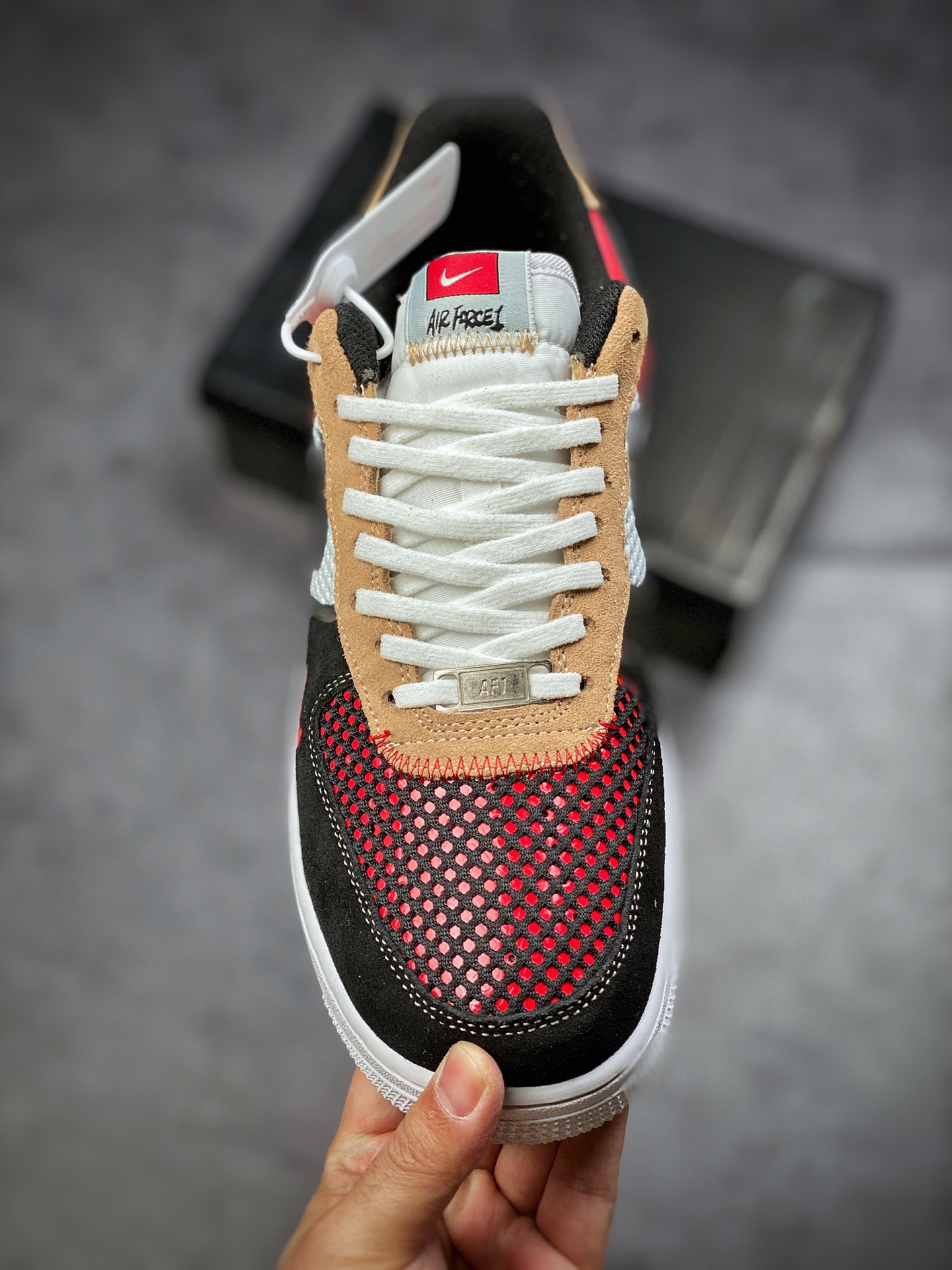 200  Nike Air Force 1 Low 07 黑白红 原楦头原纸板 DO6110-100
